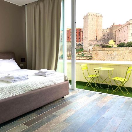 Vista Suites - Piazza Yenne كالياري المظهر الخارجي الصورة